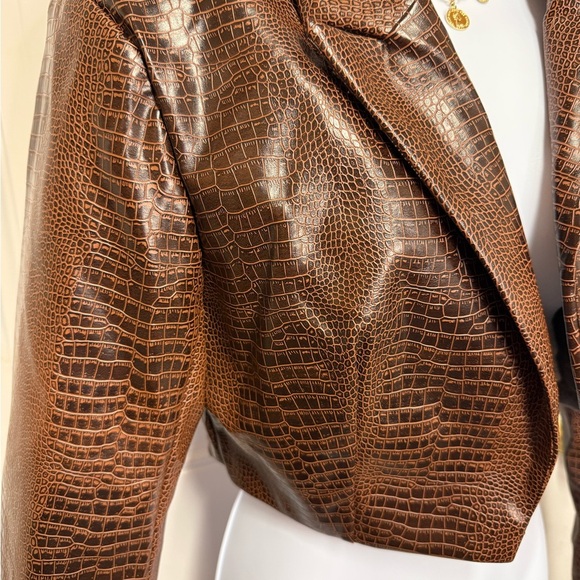 Missguided Faux Leather Croc Print Brown Cropped Jacket Street Style Size 4 - Picture 3 of 6